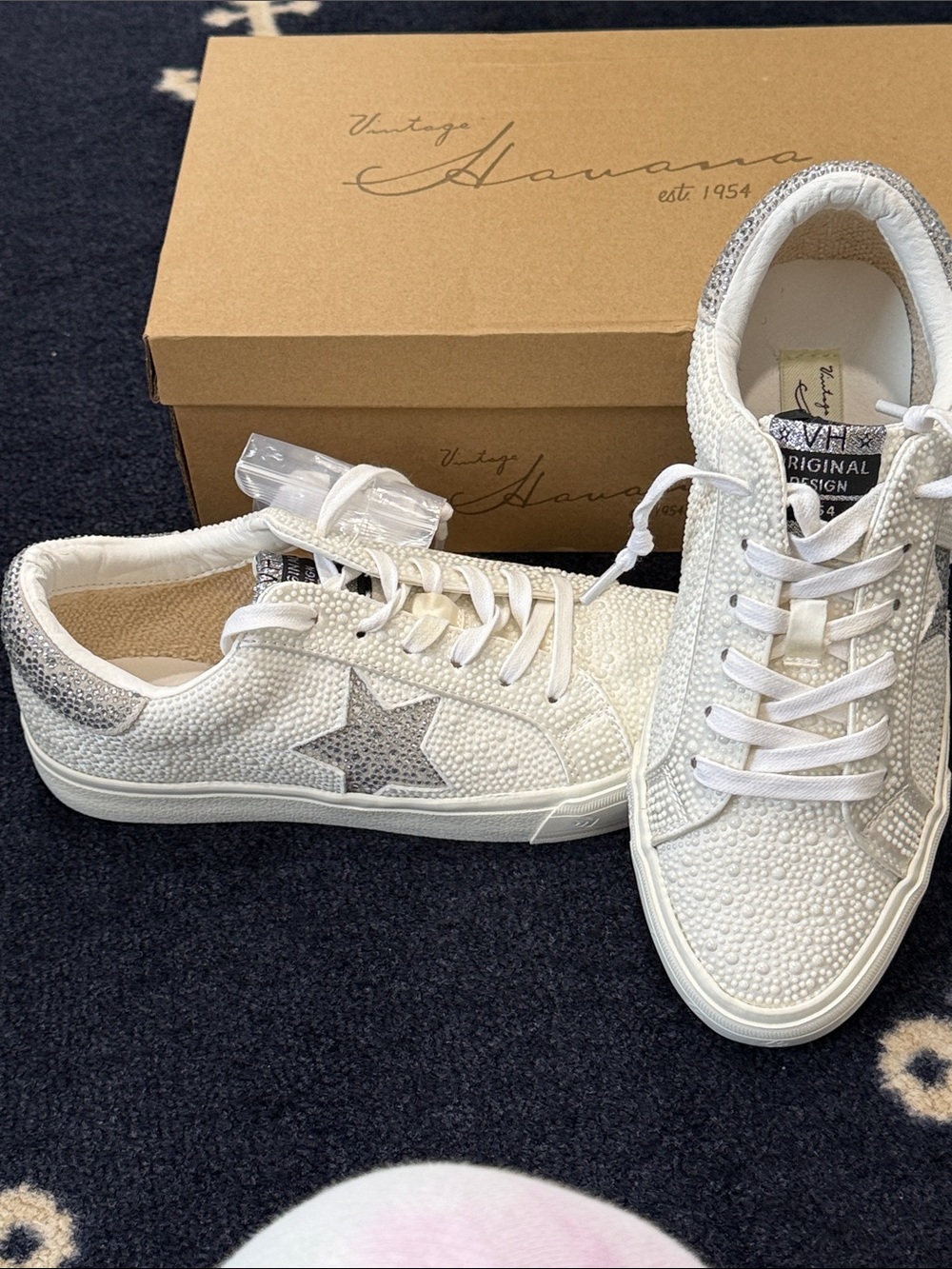Vintage Havana pearl and rhinestone sneaker. New with tags. 7.5 - Picture 2 of 6